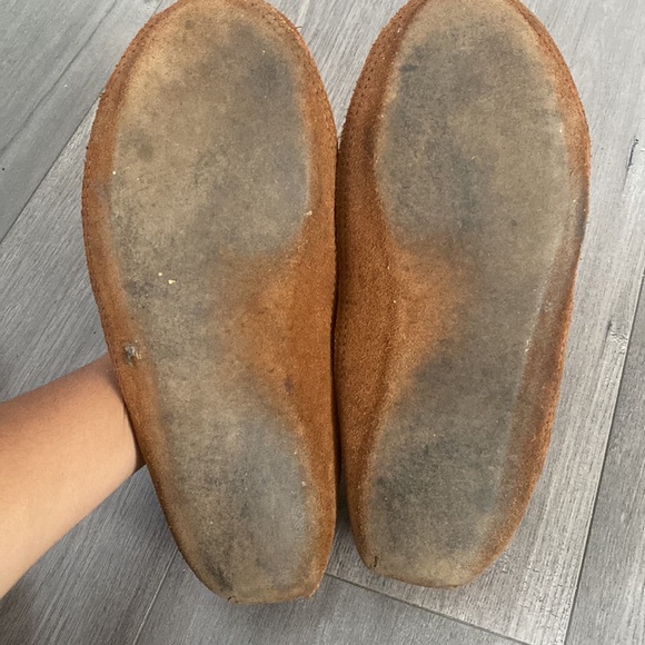 Men's Minnetonka Moccasins - Picture 2 of 2